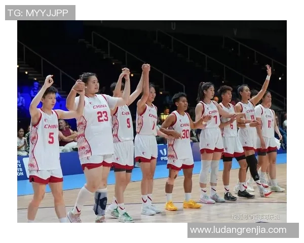 2008年北京奥运会中国女篮与捷克女篮激战回顾与精彩瞬间分析