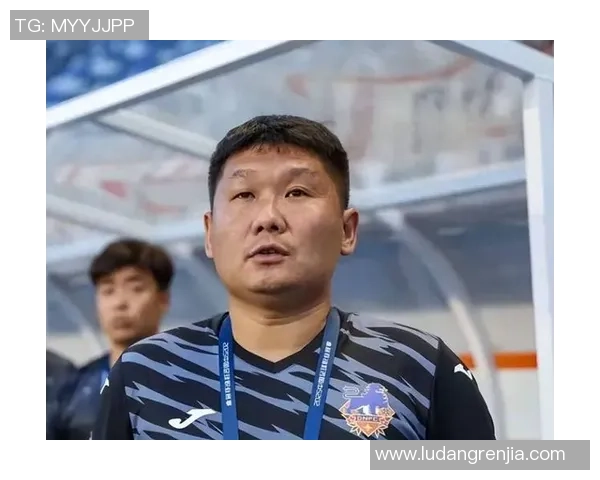 刘建业接手重庆铜梁龙，青岛海牛主力游所为试训，李镇全承认龙兴见